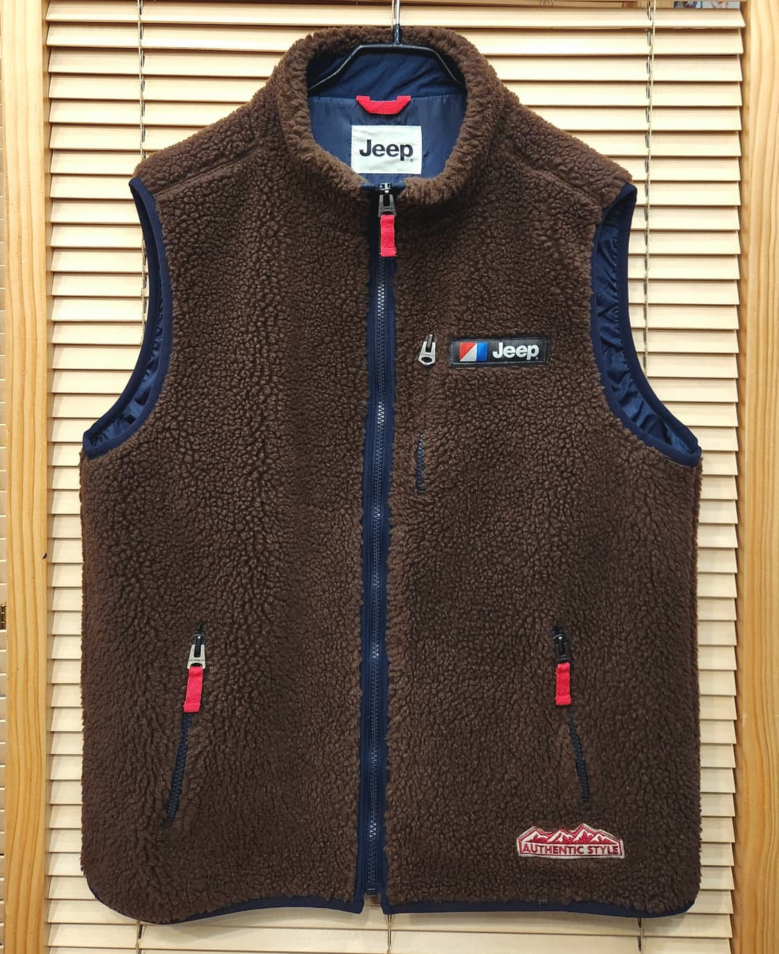 Jeep 지프 플리스 뽀글이 조끼 브라운 상품이미지1
