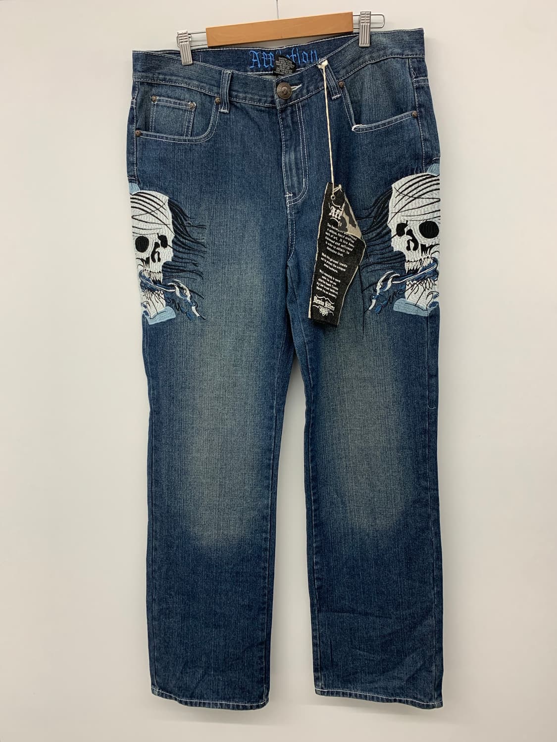 Affliction 스컬 자수 데님 팬츠 상품이미지3