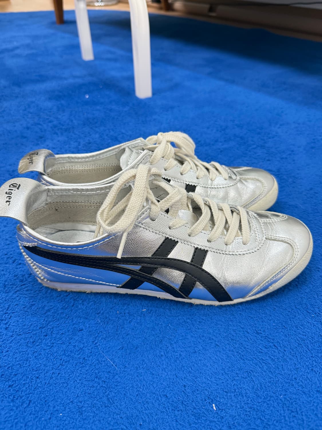 오니츠카 타이거 멕시코 66 실버블랙 상품이미지3