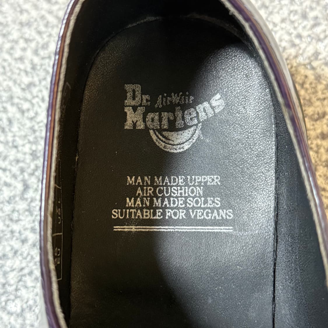 [정가 16만원] 닥터마틴 퍼플 240 상품이미지8