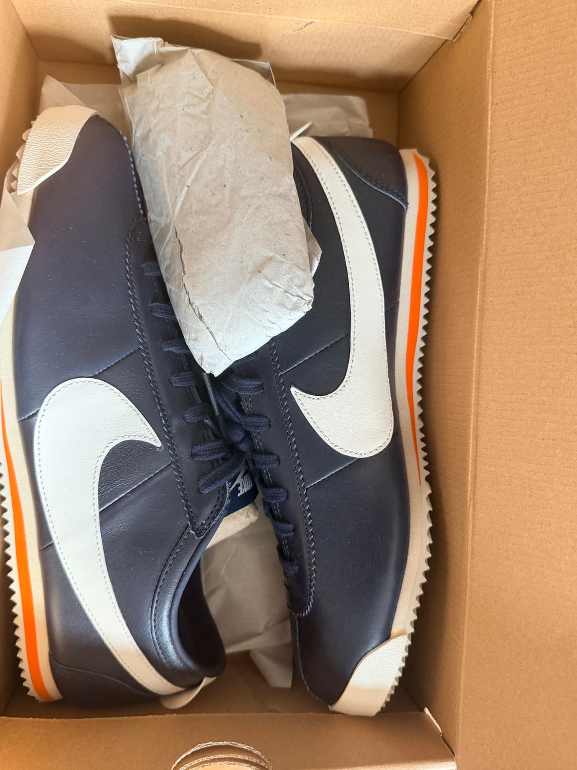 [새제품] 나이키 코르테즈 클래식 og 레더 네이비 270 상품이미지3