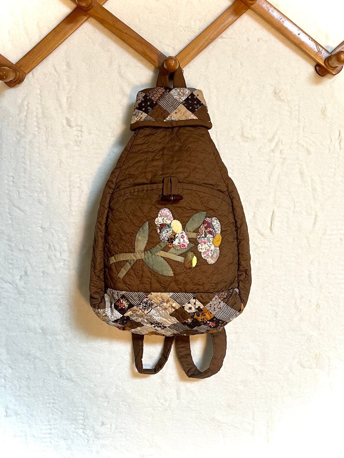 빈티지 패치 퀼트 브라운 백팩  상품이미지1