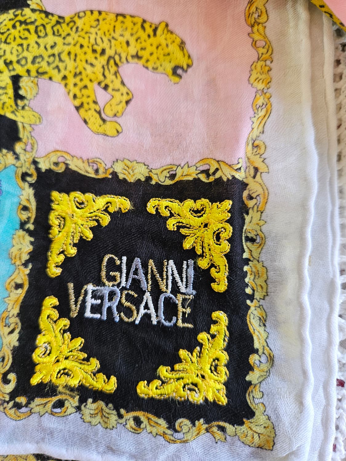 지아니 베르사체(Gianni Versace) 레오파드 아트 손수건 상품이미지5