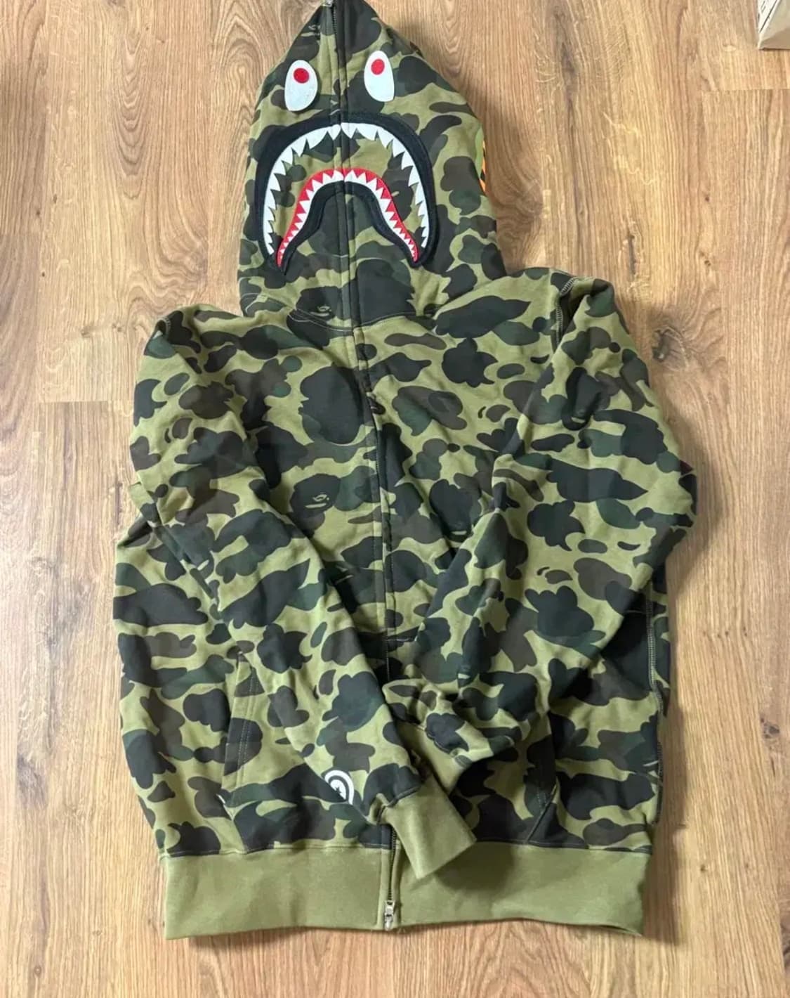 베이프 녹계 샤크후드 XL 상품이미지1