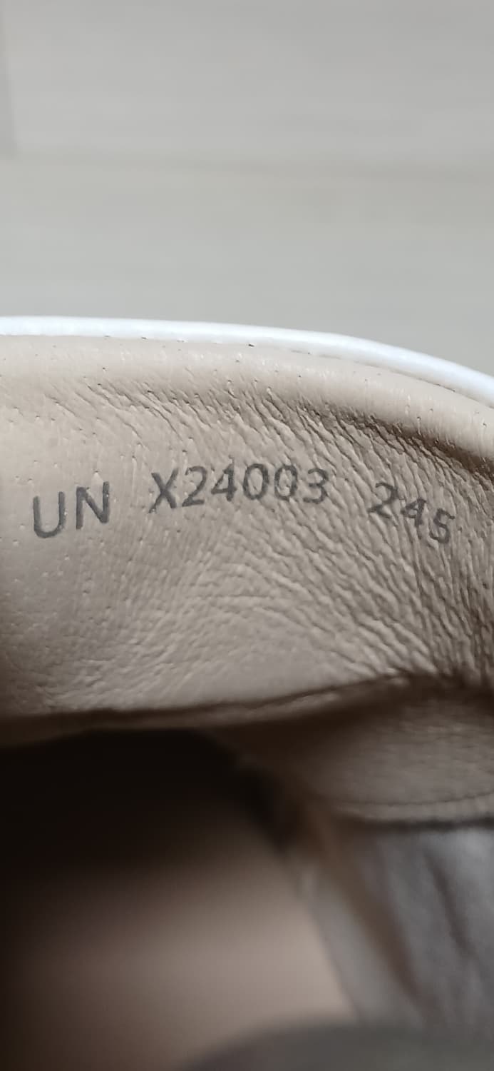 미셸바이탠디 스니커즈(245mm) 상품이미지5