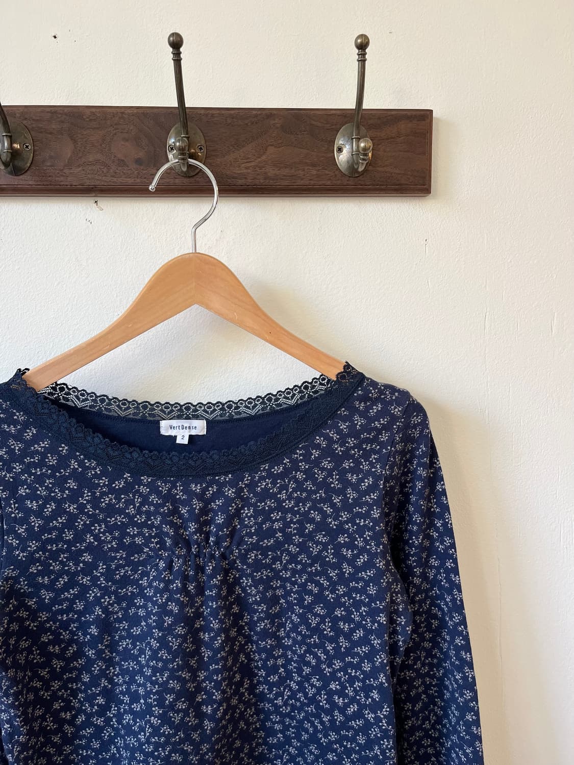 vertDense 플라워 레이스 탑 상품이미지3