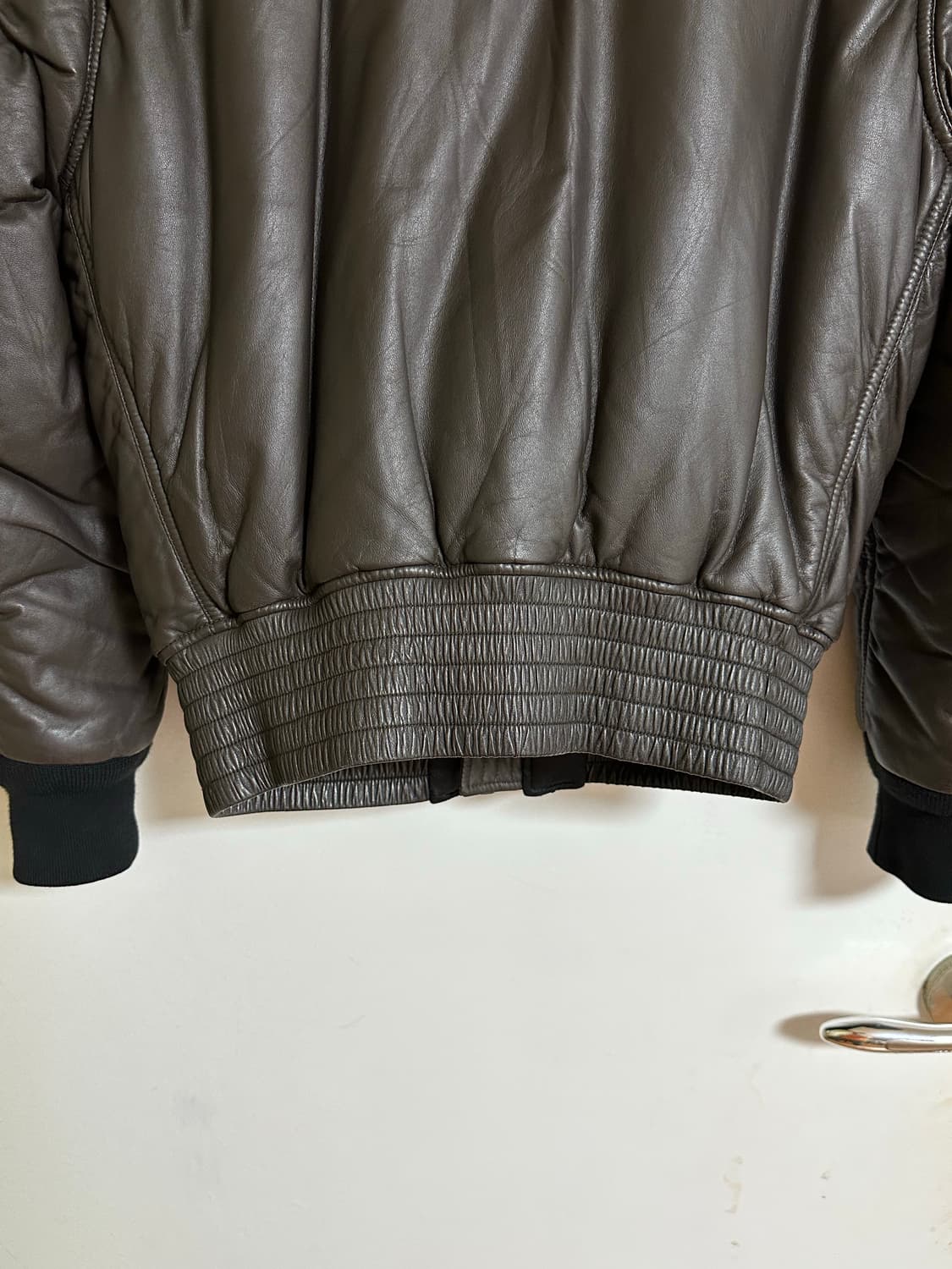 [48]마르지엘라 16FW 스티치 레더 봄버 자켓 상품이미지8