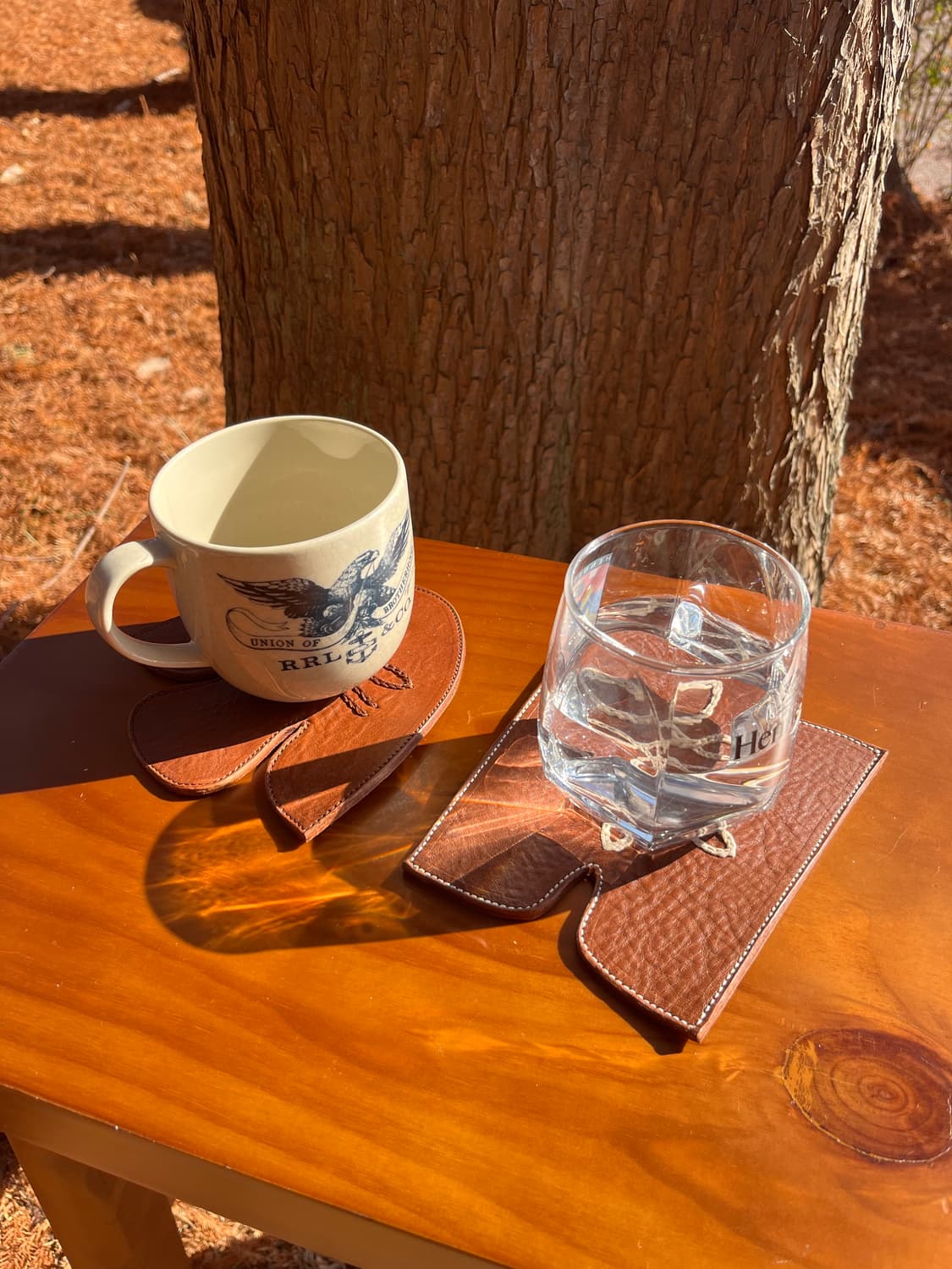 Hand-Embroidered Leather Cup Coaster 상품이미지3