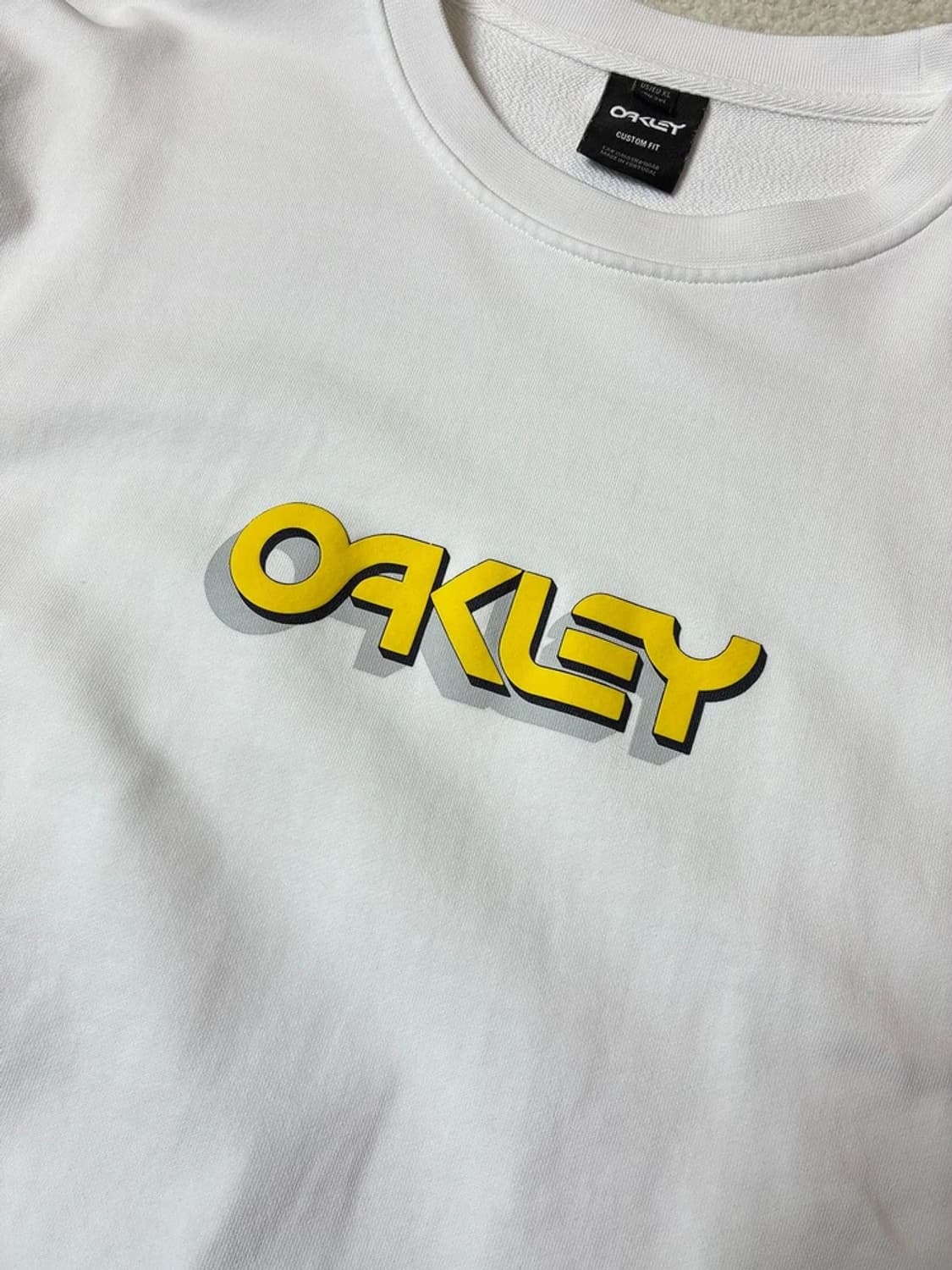 오클리 OAKLEY 로고 크루넥 맨투맨 PN6706 상품이미지3