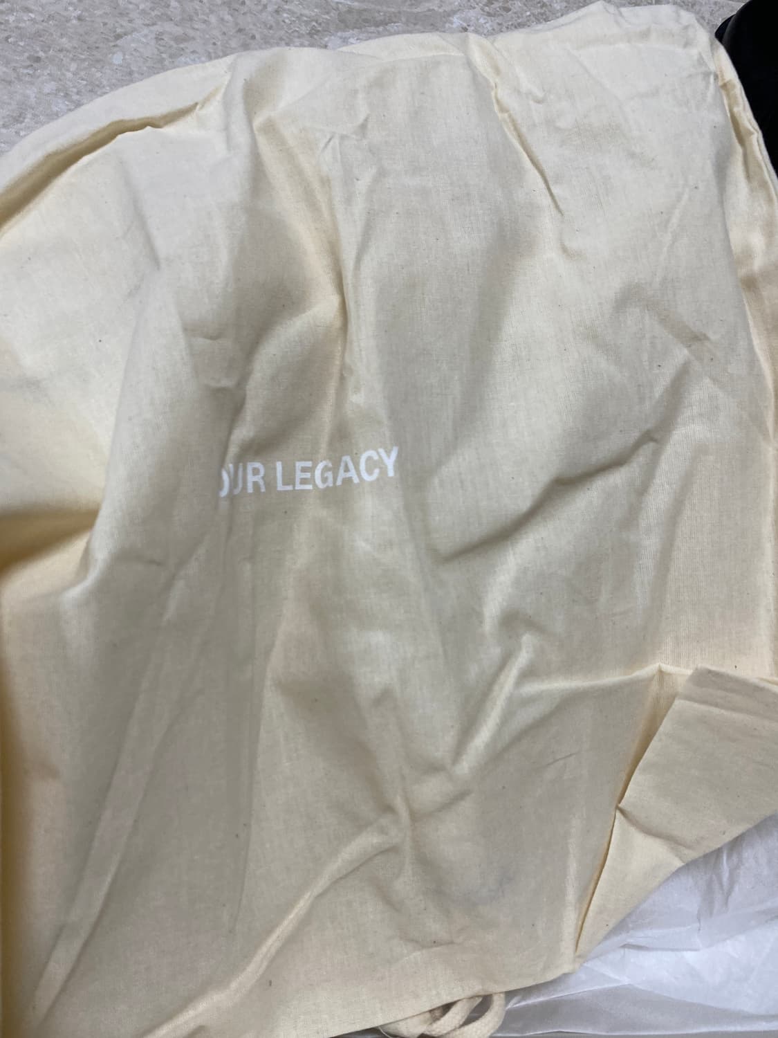 아워레가시 카미온 40 블랙 상품이미지9