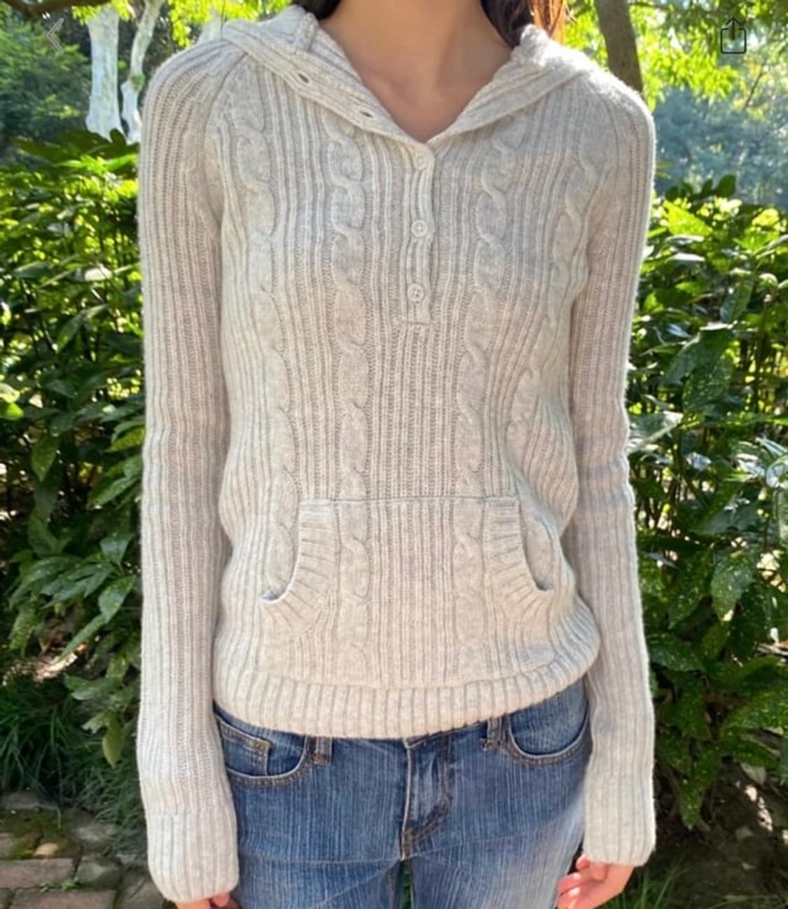 Brandy melville 브랜디 멜빌 후드 니트 cream 상품이미지3