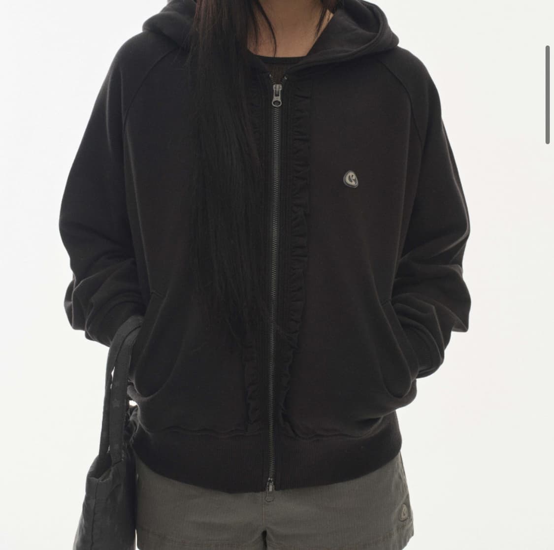 COYSEIO 코이세이오 러플 레이스 후드집업 블랙 상품이미지1