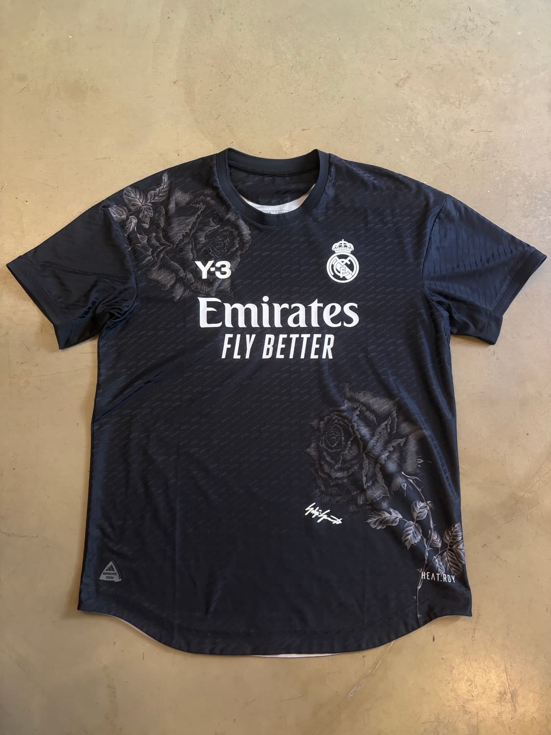 Y-3 레알마드리드 어센틱 유니폼 상품이미지1