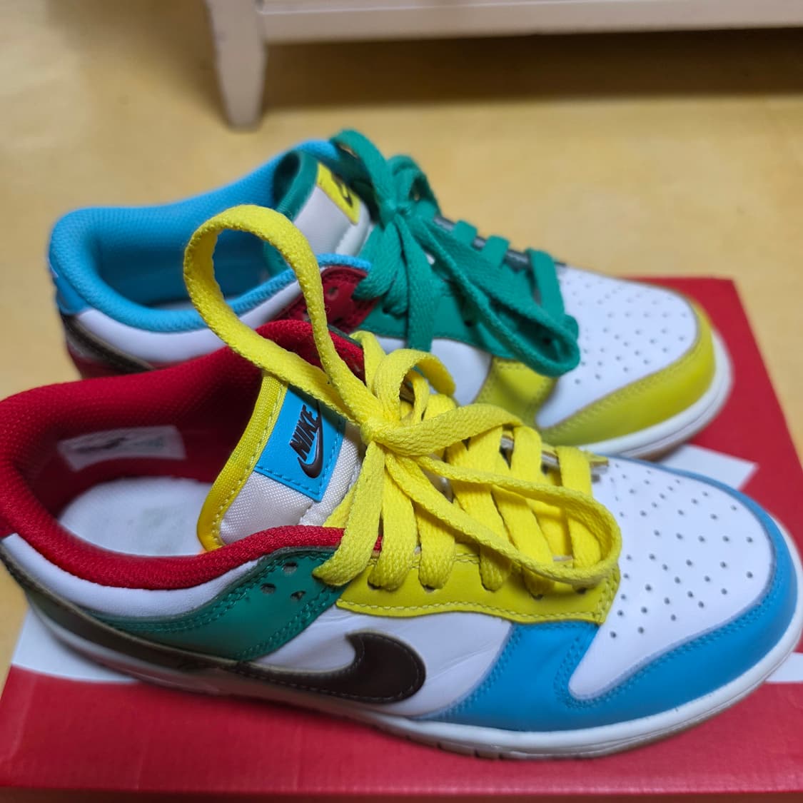 (GS)나이키 덩크로우 SE 프리.99 화이트 230 CZ2496-100 상품이미지3