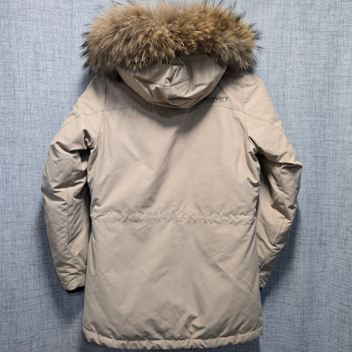 디스커버리 익스페디션  여성 마운틴쿡 구스다운 너구리털 패딩  상품이미지2