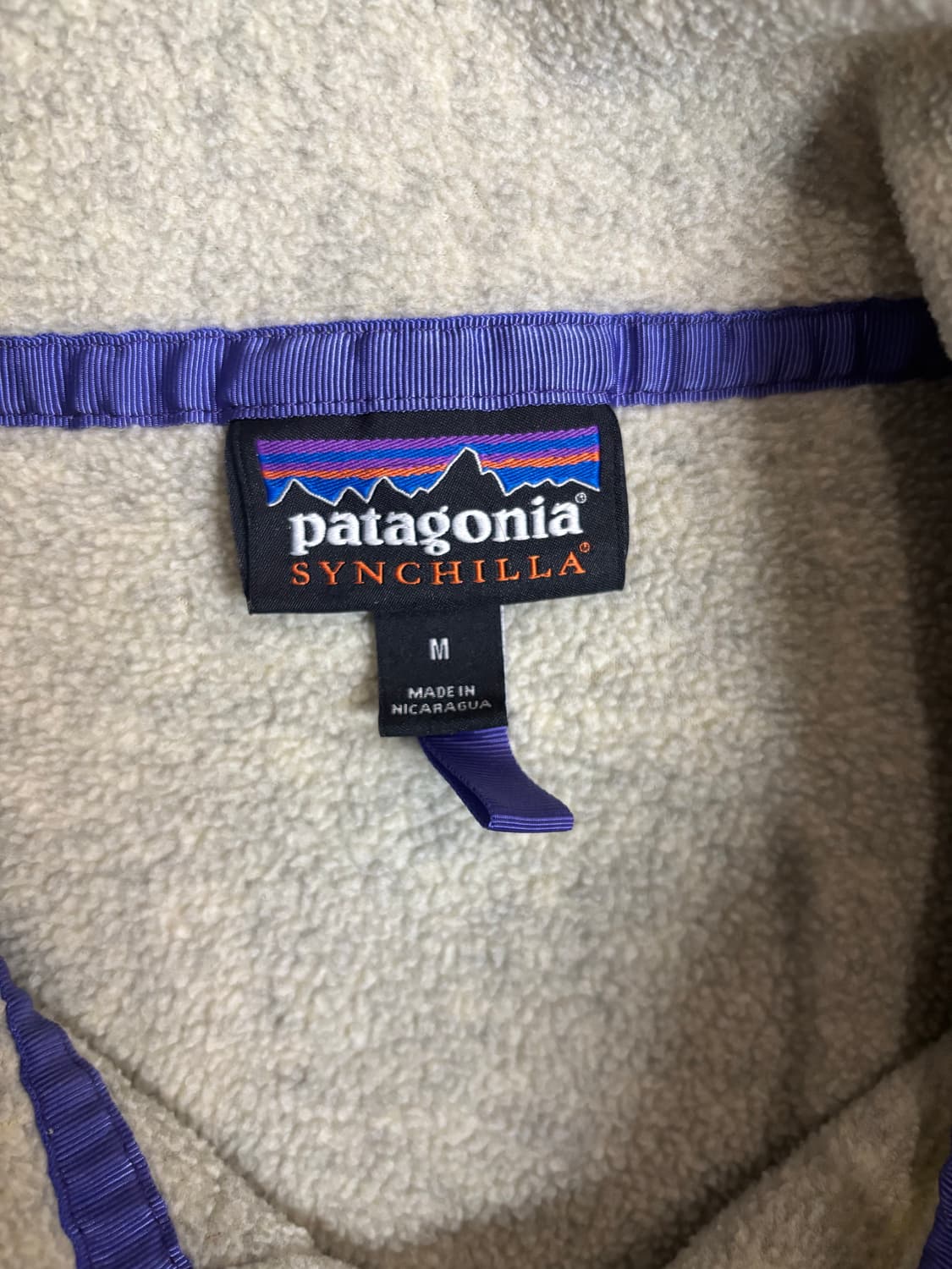 파타고니아 헤비웨이트 신칠라 오트밀 M사이즈 상품이미지4