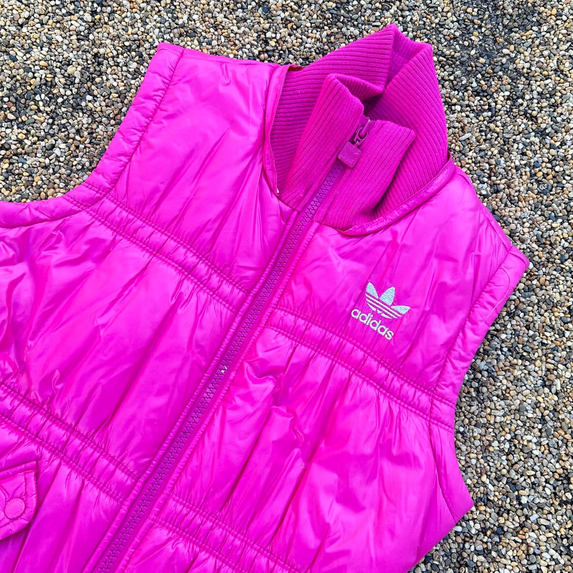 아디다스(ADIDAS) Y2K 핑크 패딩 조끼 상품이미지2