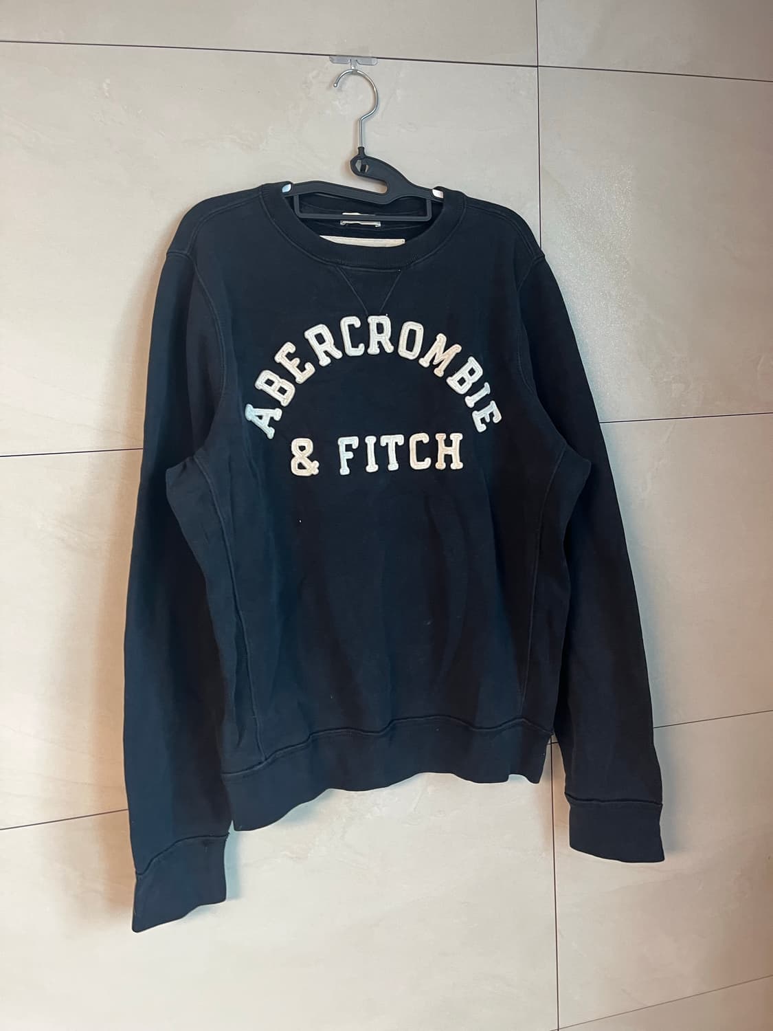 아베크롬비 네이비 맨투맨 (2XL)  상품이미지2