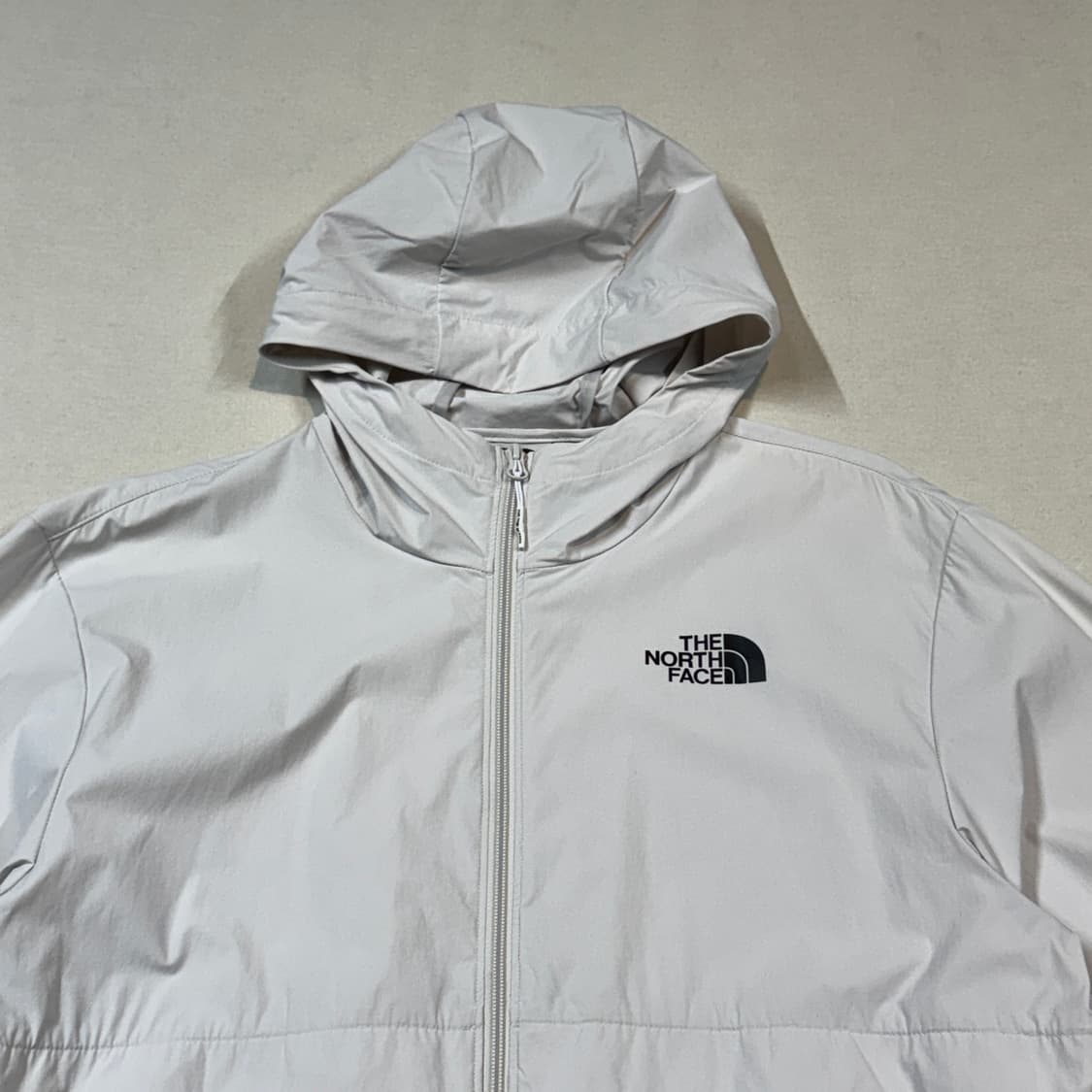 M) 노스페이스 기능성 화이트 바람막이 후드 자켓 상품이미지3