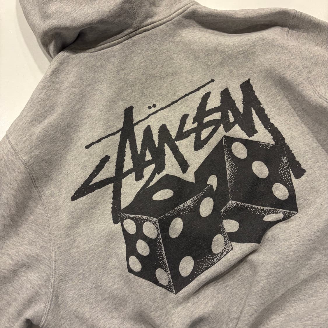 [L] 스투시 다이스 백 프린트 후드티 회색 C519 상품이미지10