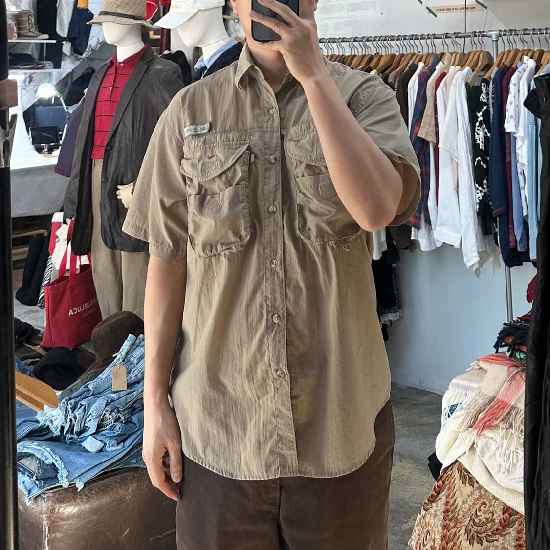 (착용컷) Columbia PFG 유틸리티 반팔 셔츠 (남성용 100) 상품이미지3