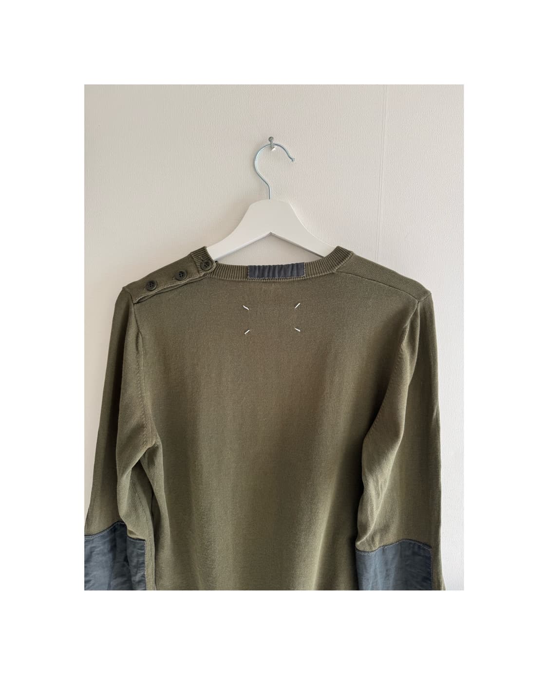 마틴 마르지엘라 밀리터리 니트 상품이미지1