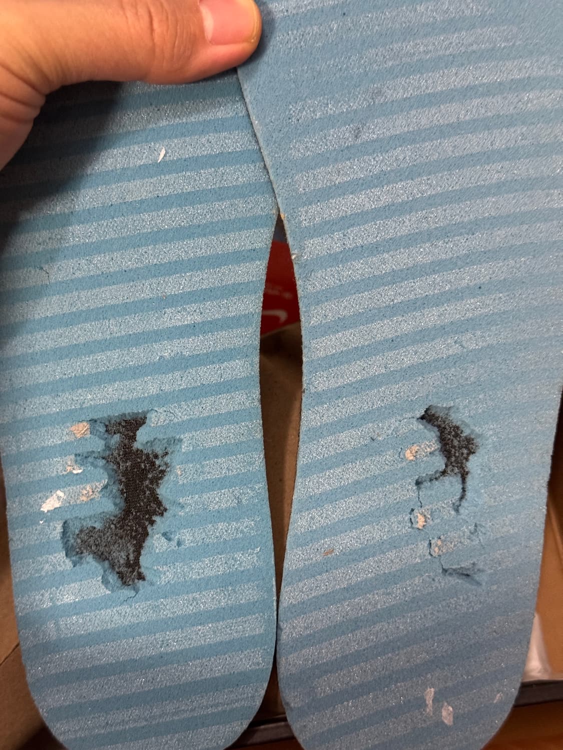 조던1 하이 유니버시티블루 300 상품이미지8