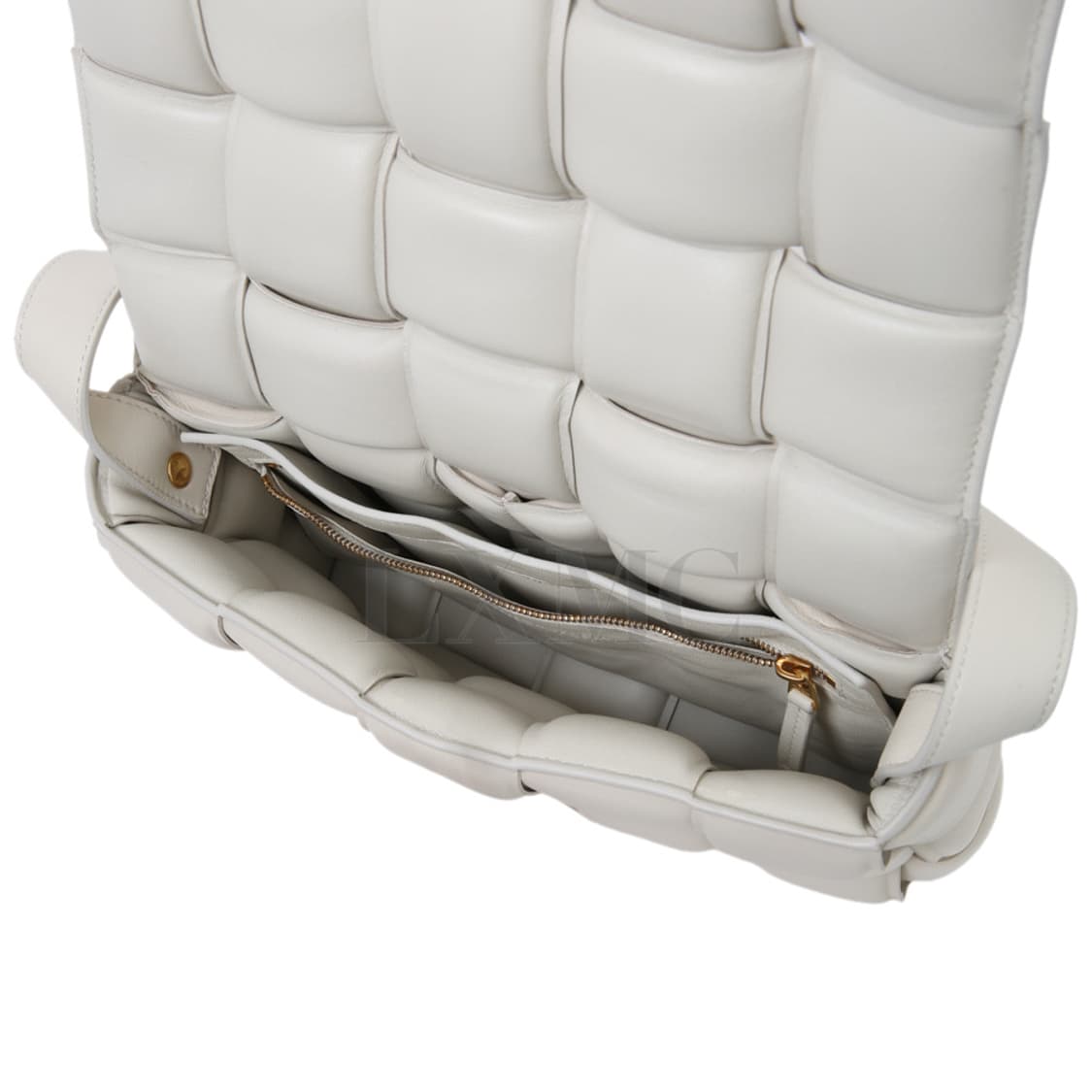 보테가베네타 카세트백 화이트 인트레치아토 패딩백 591970 상품이미지10