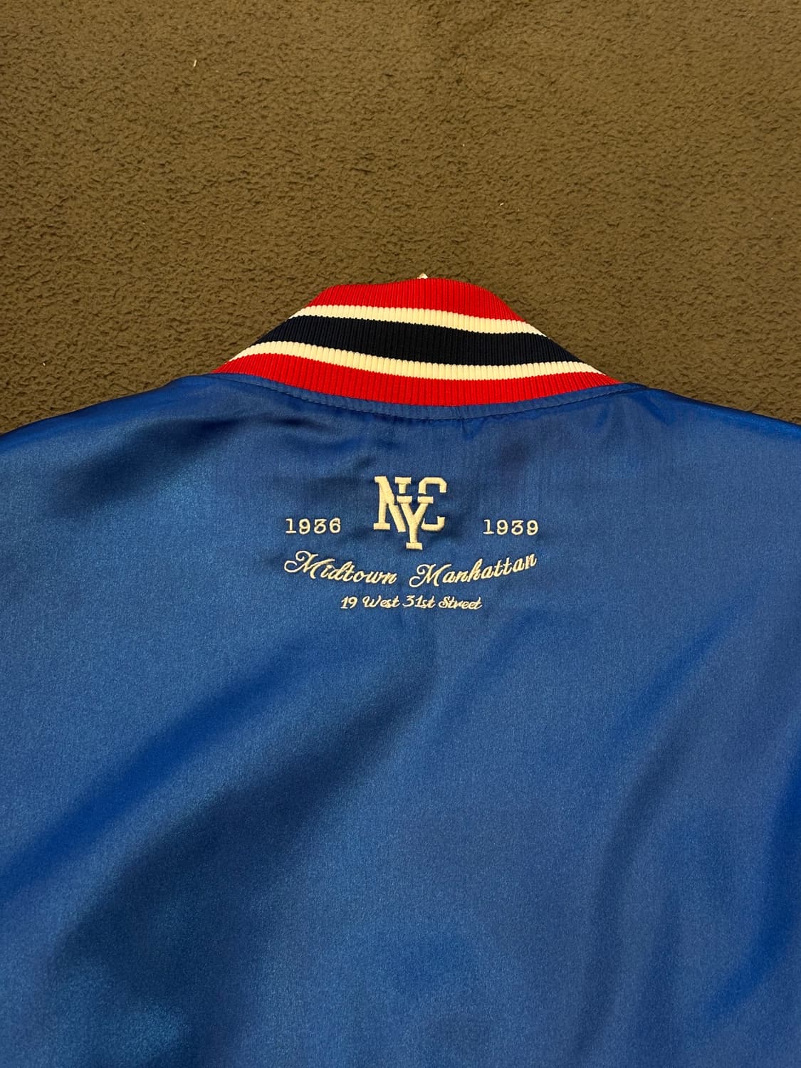 라이프 아카이브 사틴 바시티 자켓 새상품 처분  상품이미지4