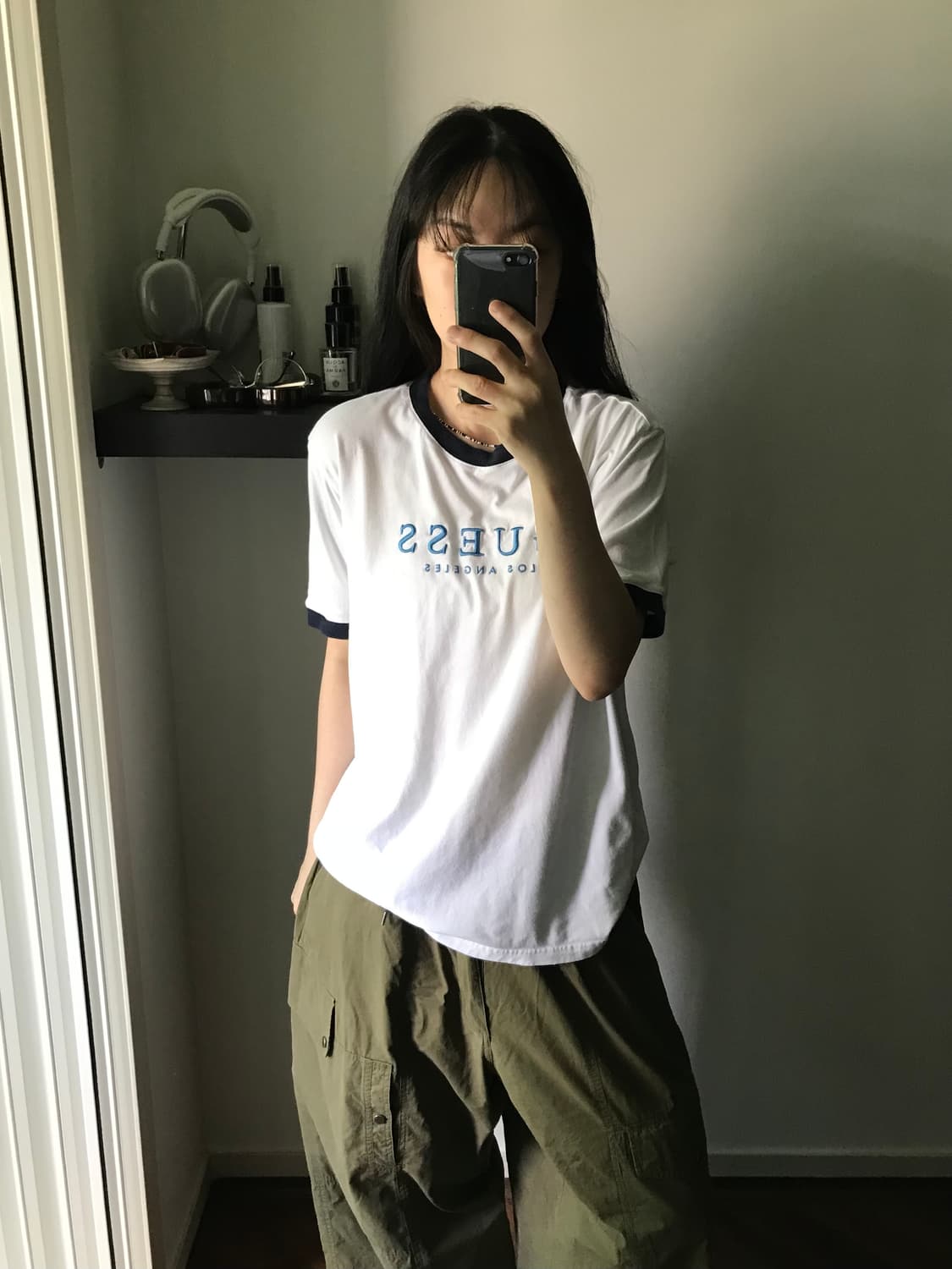 게스 중앙 스펠아웃 자수 로고 링거티 상품이미지2