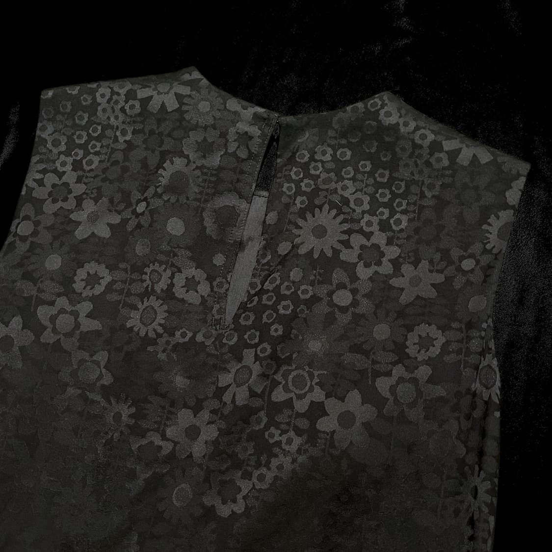 아크네 스튜디오 블랙 플라워 원피스 상품이미지4