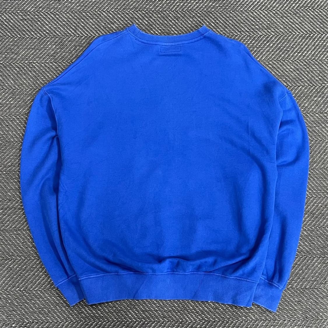 키르시 자수 맨투맨 v1082 상품이미지2