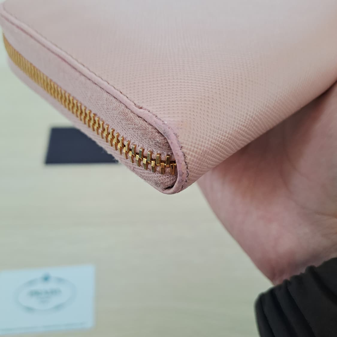 [100%/정품] 프라다 사피아노 핑크 지퍼 장지갑, 프라다지갑 상품이미지8