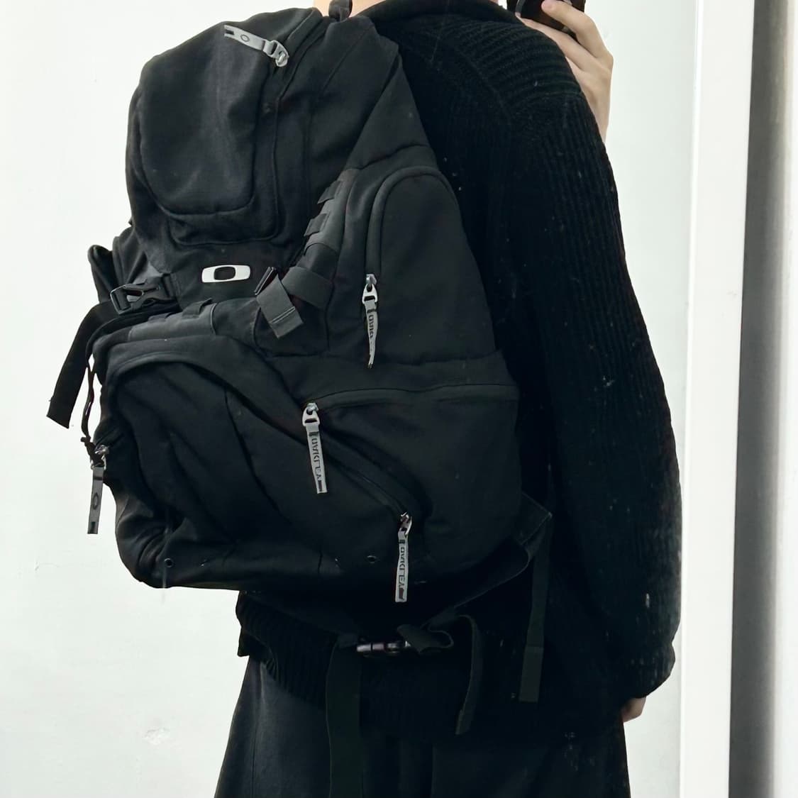 오클리 아이콘 백팩 상품이미지3