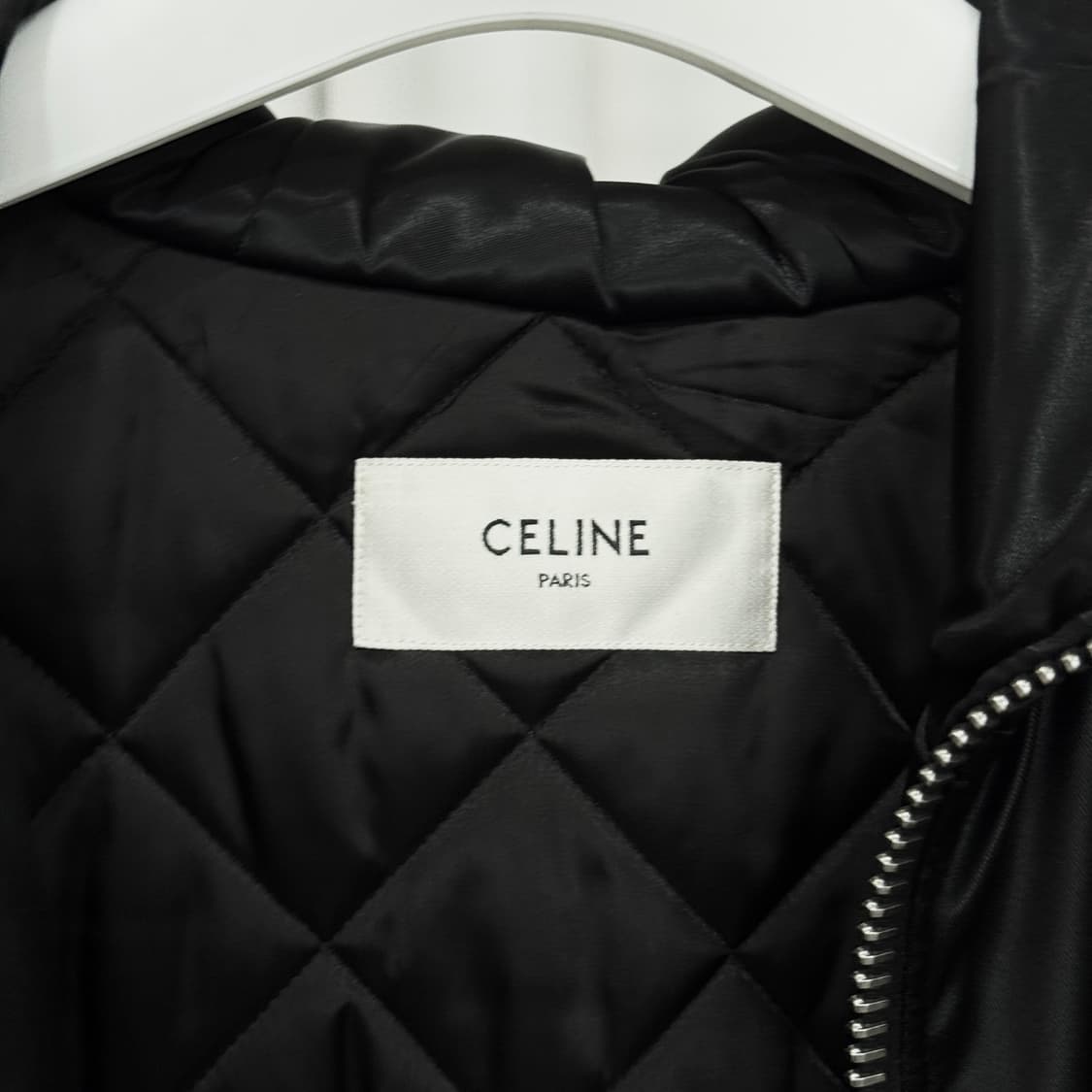[정품] 24FW 셀린느 백로고 후드 봄버 새틴 (46size) 상품이미지7
