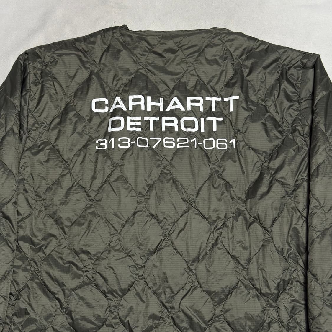 XL 칼하트 WIP 에덴라이너 카키 퀼팅 자켓 상품이미지1