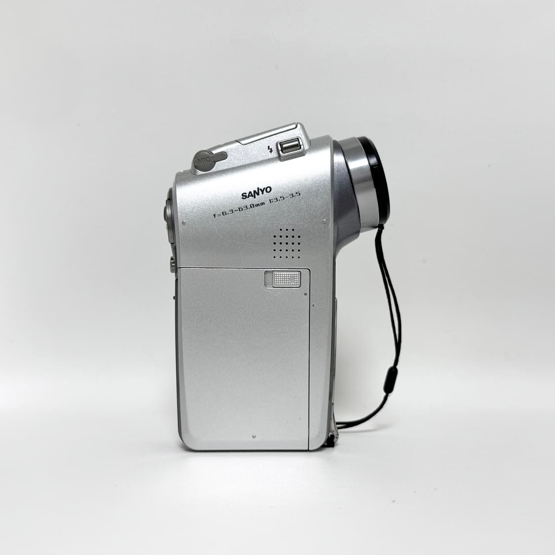 산요작티 hd1a | 빈티지 캠코더 Sanyo Xacti 상품이미지2