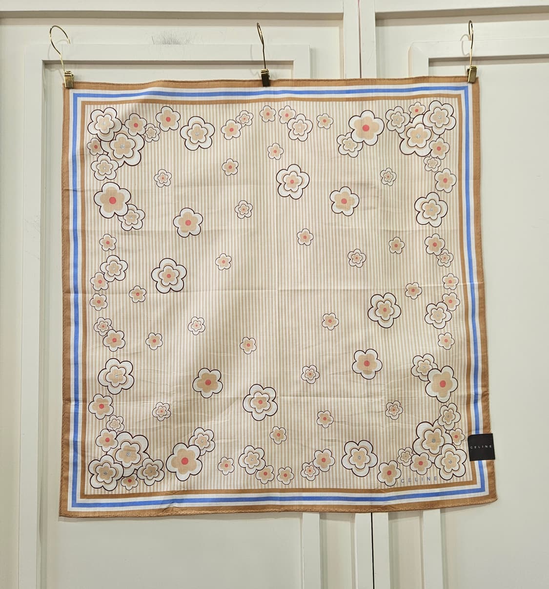 셀린느(CELINE) 플라워 스트라이프 손수건 상품이미지2