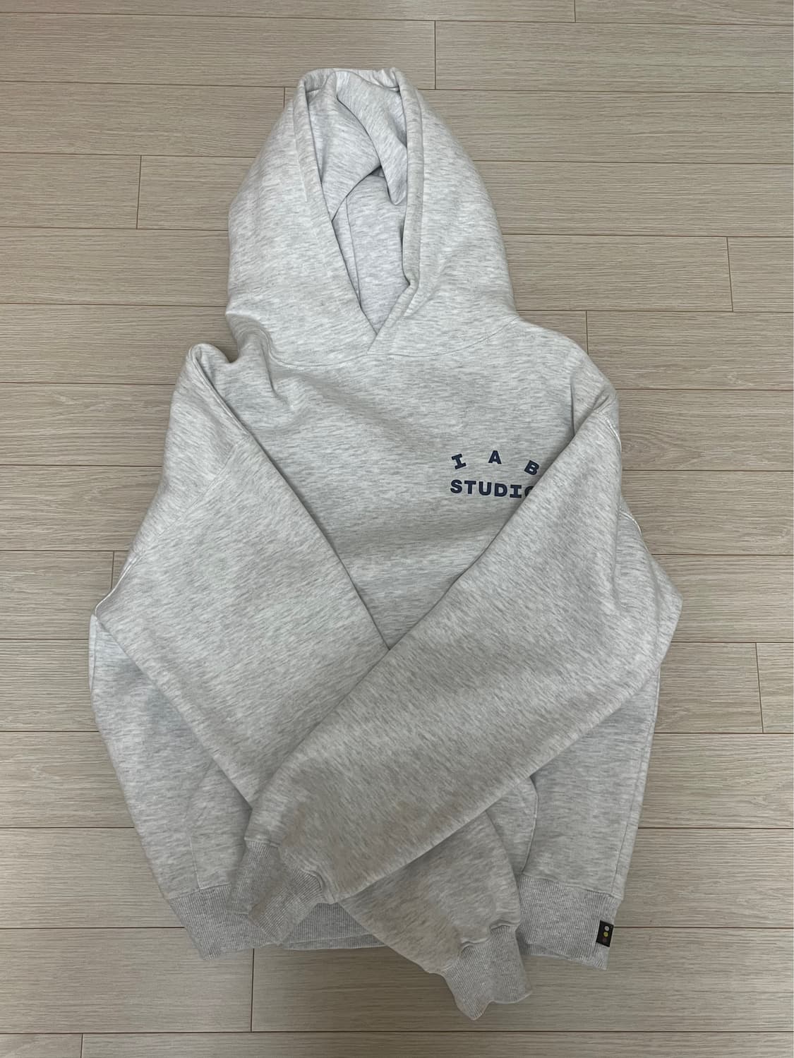 아이앱 후드티 상품이미지2