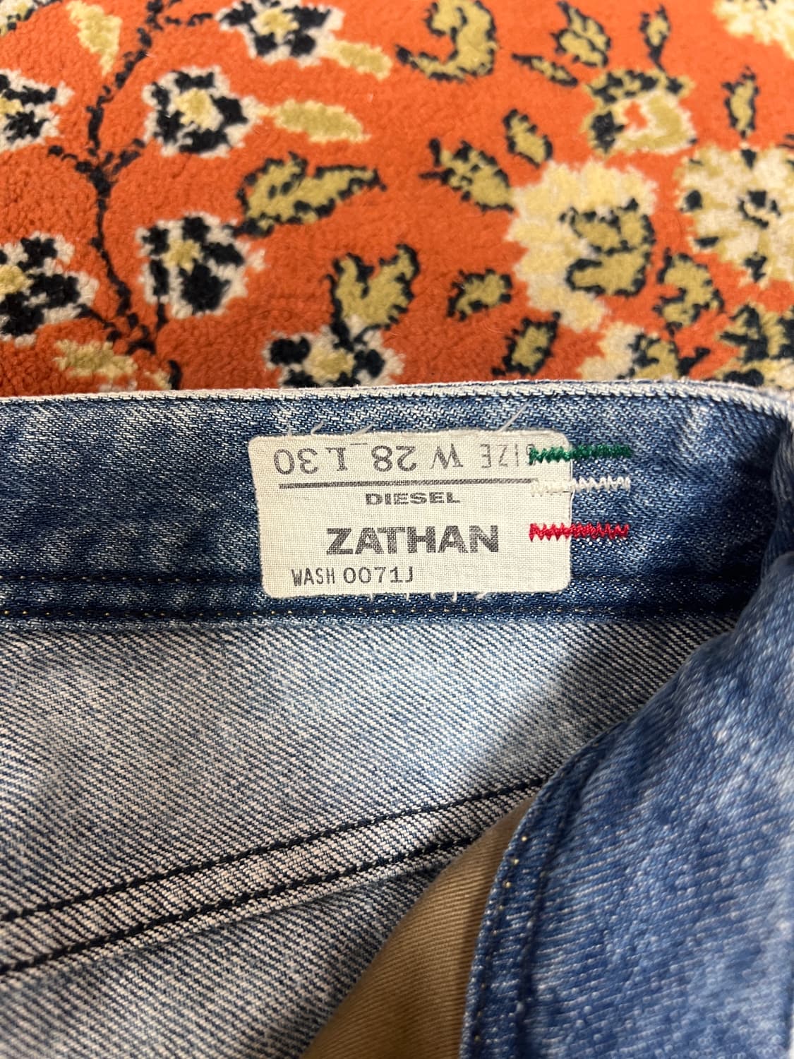 [29-30] 디젤 ZATHAN 0071J 부츠컷 플레어 데님팬츠 상품이미지5