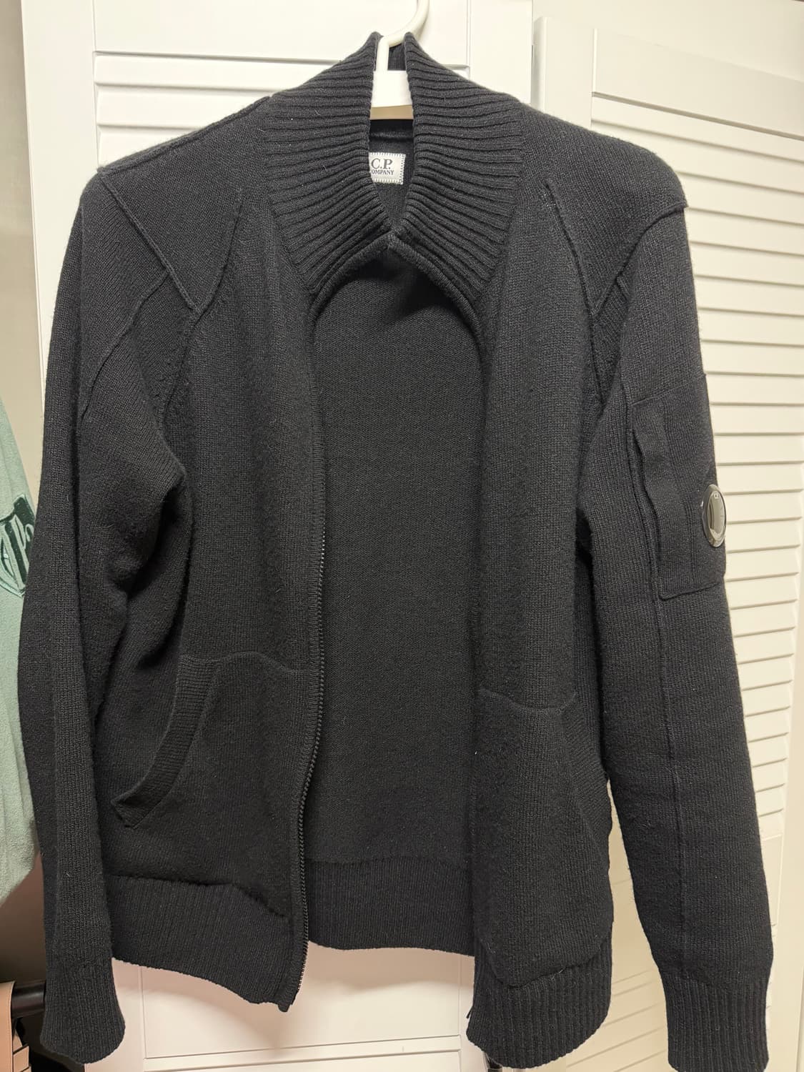 Cp컴퍼니 니트집업 가디건 블랙 상품이미지3