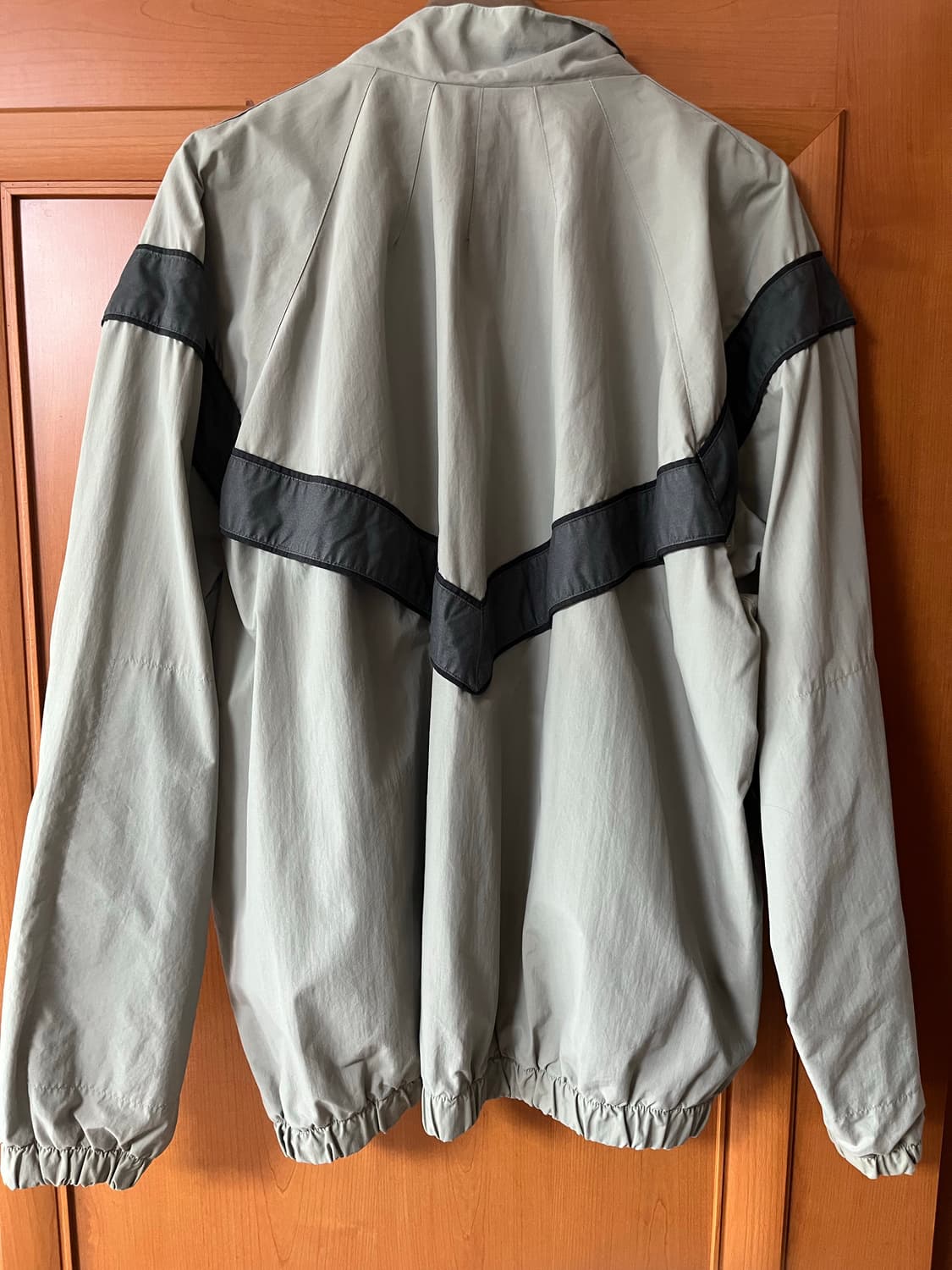 ARMY 바람막이 XL 상품이미지3