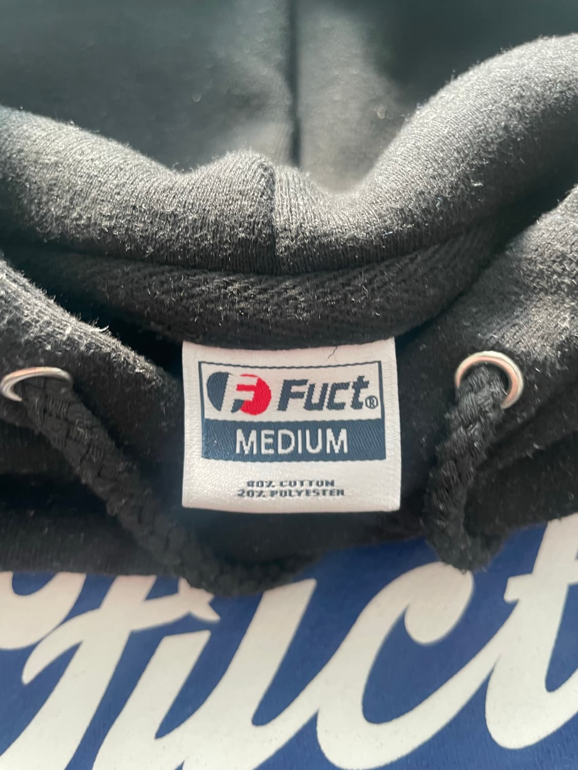 Fuct shelter 오발 후드티 상품이미지3