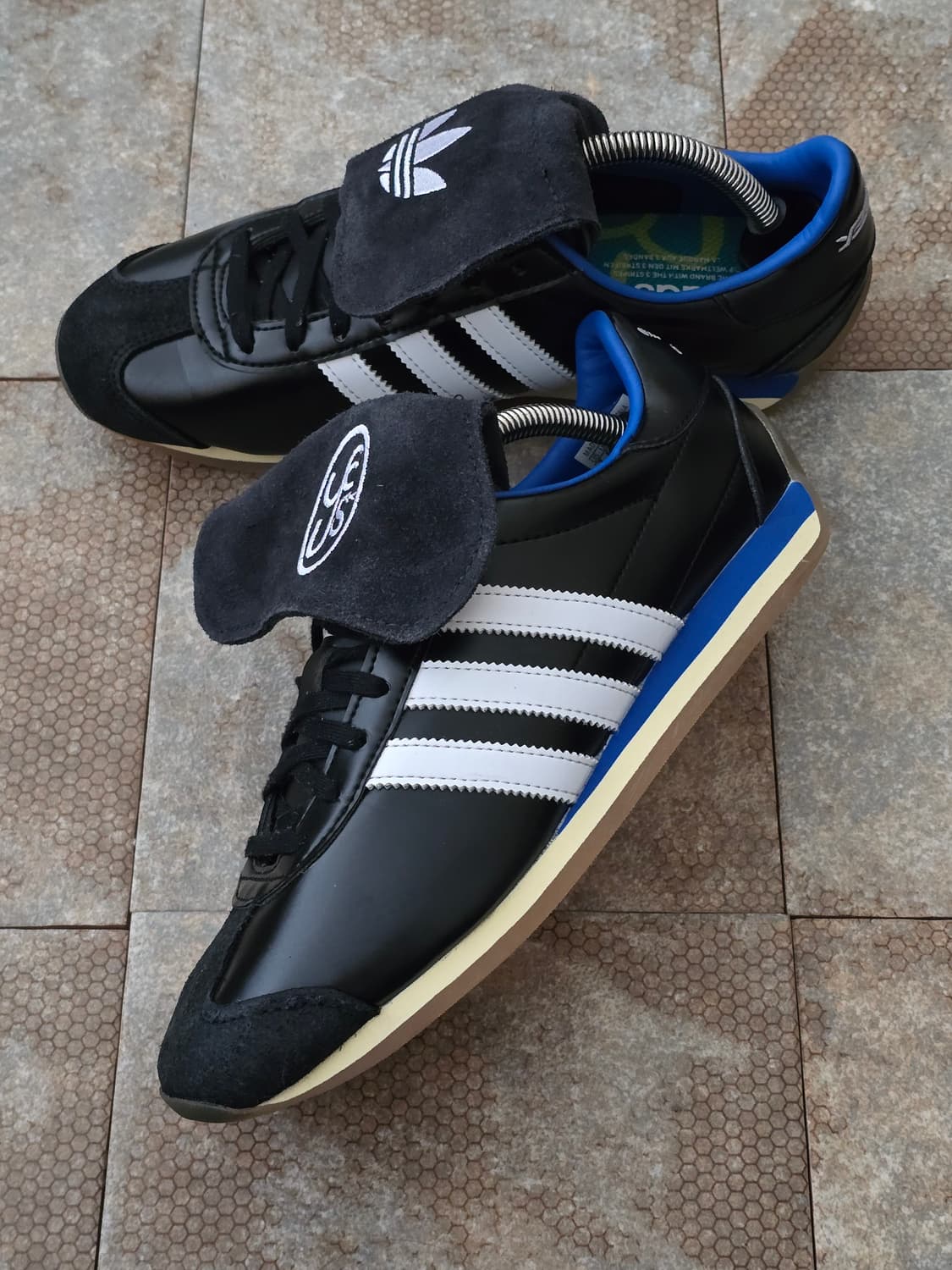 (250)아디다스 예스아이씨 컨트리 og  상품이미지3