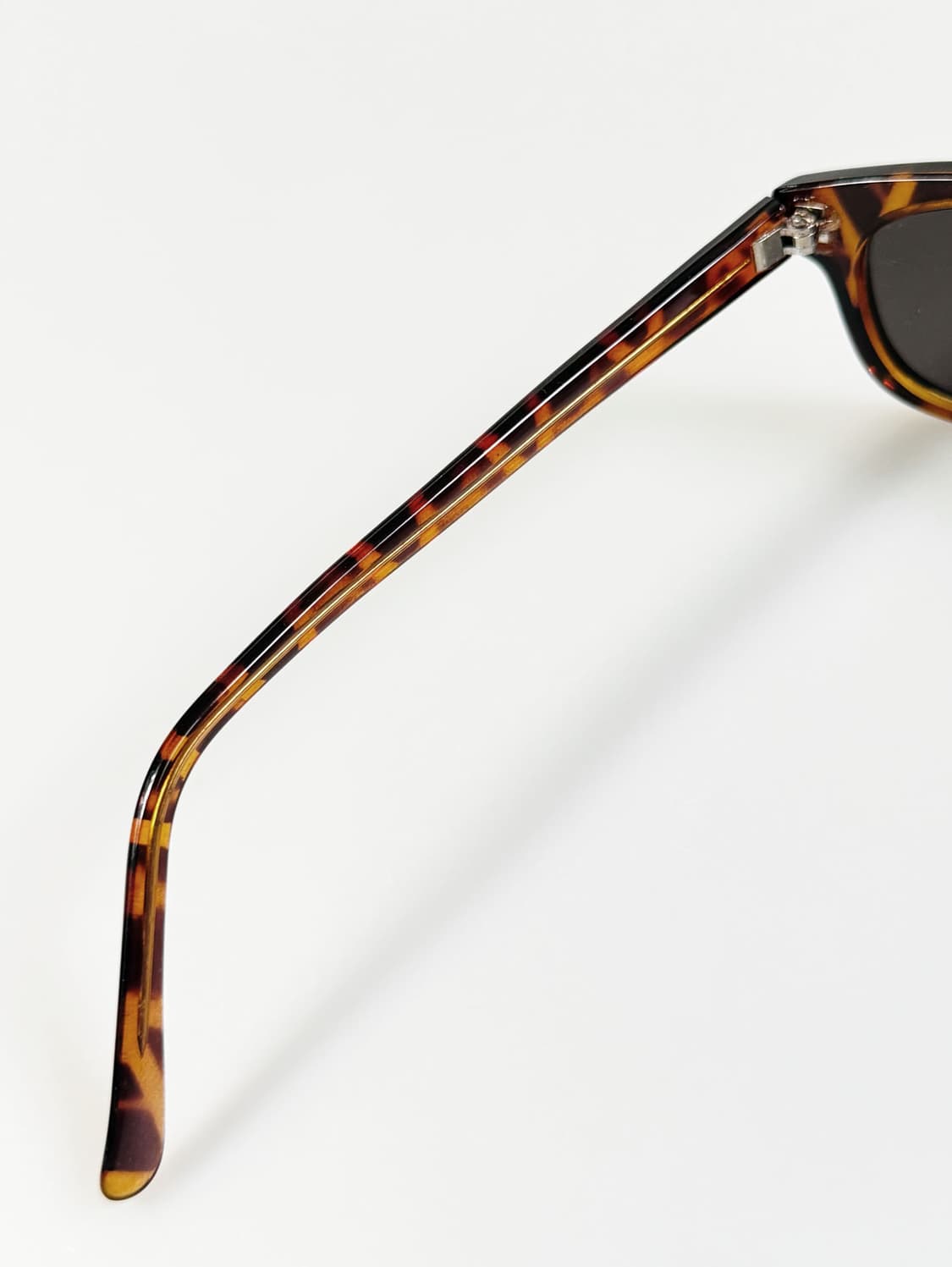 90s 토터스쉘 스퀘어 아세테이트 프레임 빈티지 선글라스 상품이미지7