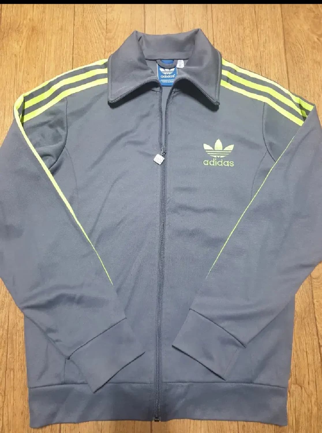 아디다스 운동복 집업 95 사이즈입니다 상품이미지2