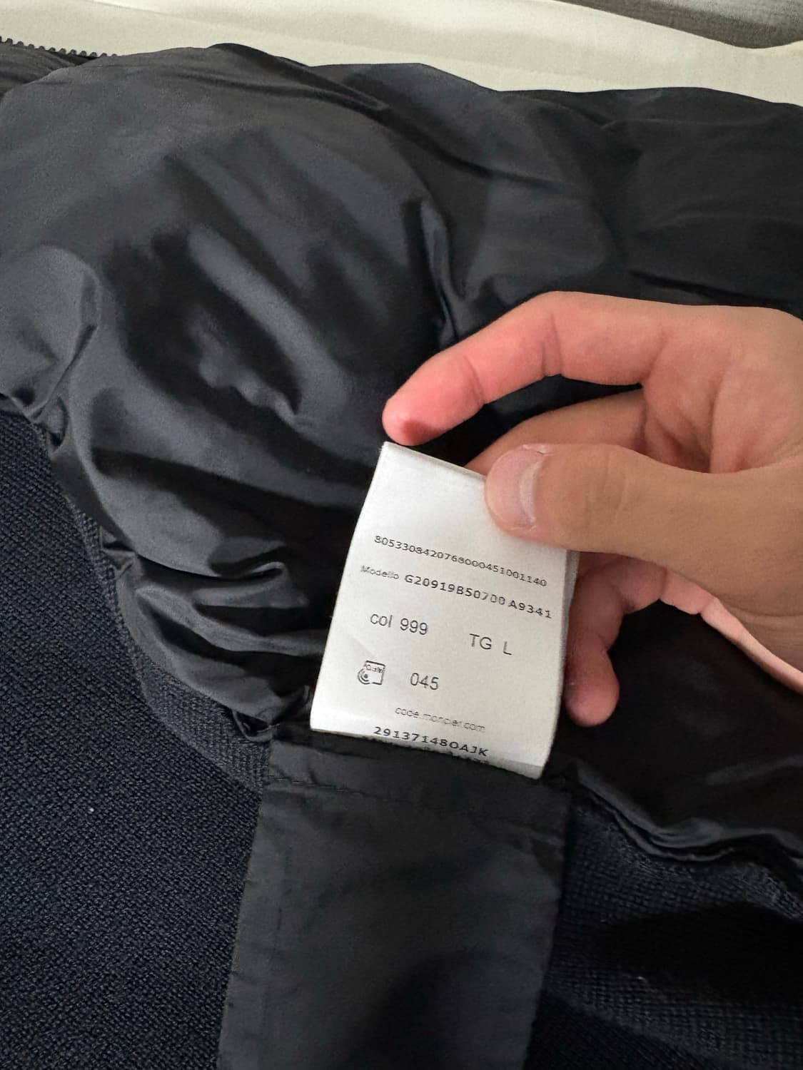 몽클레어 니트패딩 블랙  상품이미지3