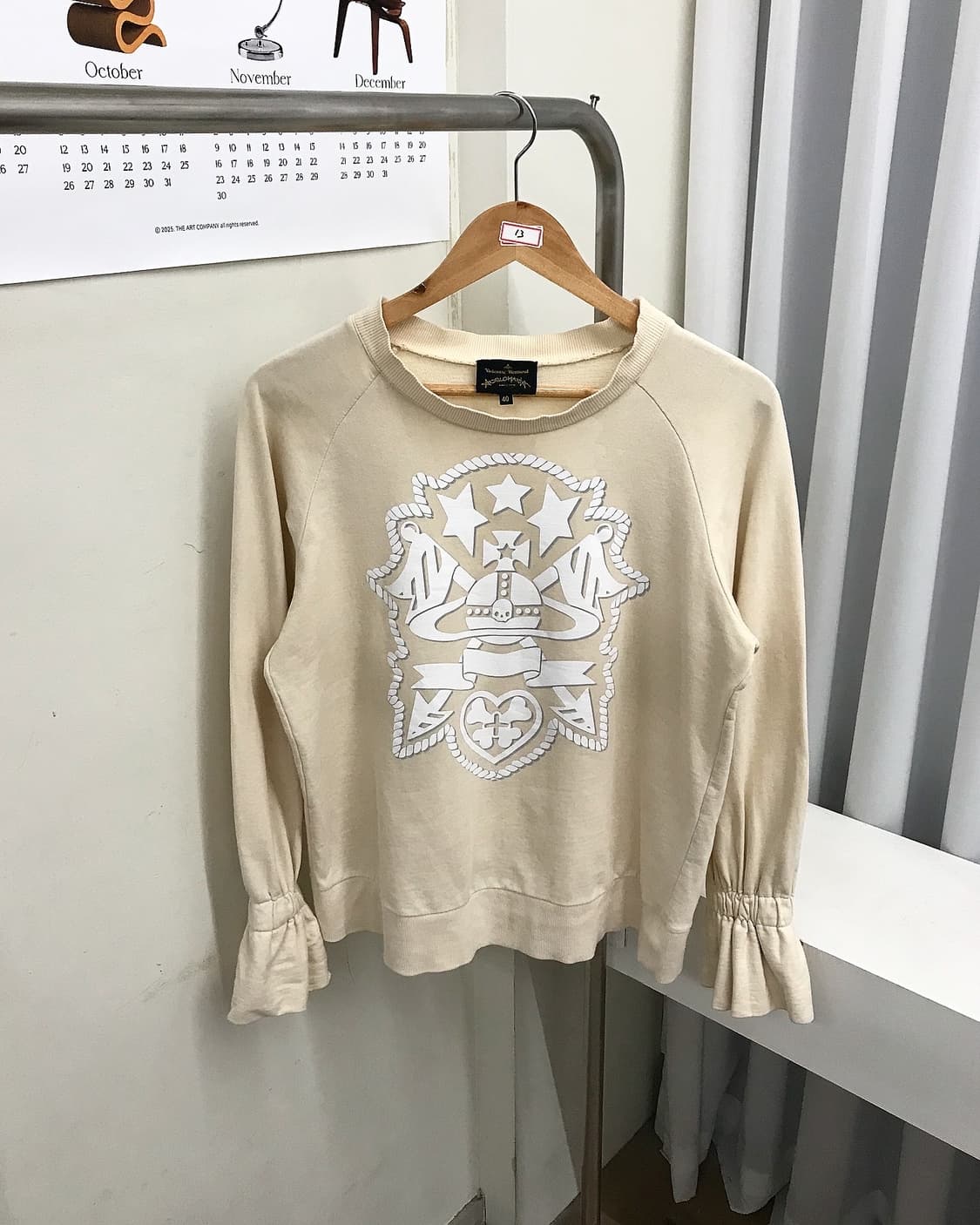 비비안웨스트우드 빅로고 프린팅 맨투맨 상품이미지1