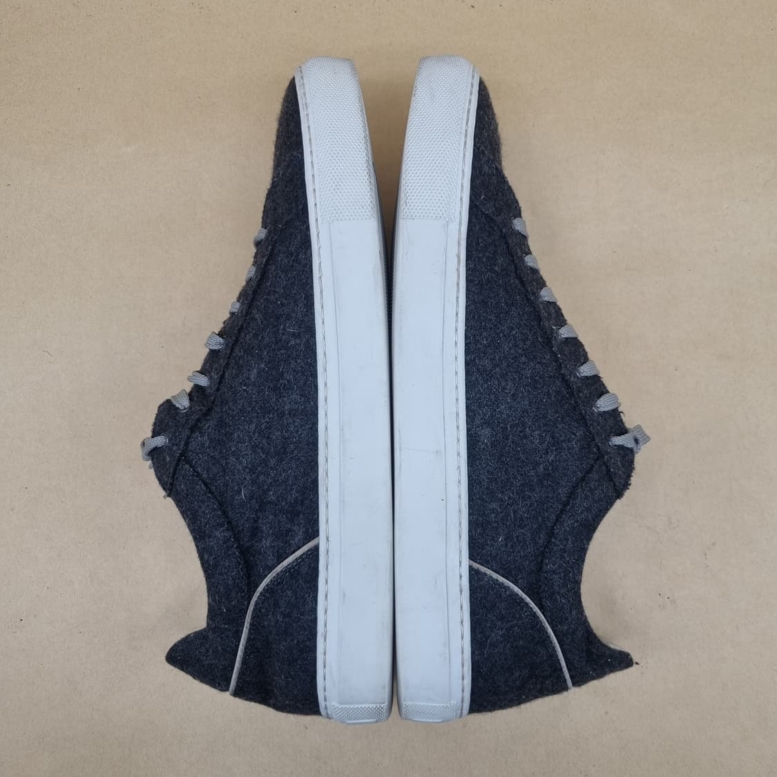 이탈리이산 네이비 남성스니커즈 270 상품이미지5