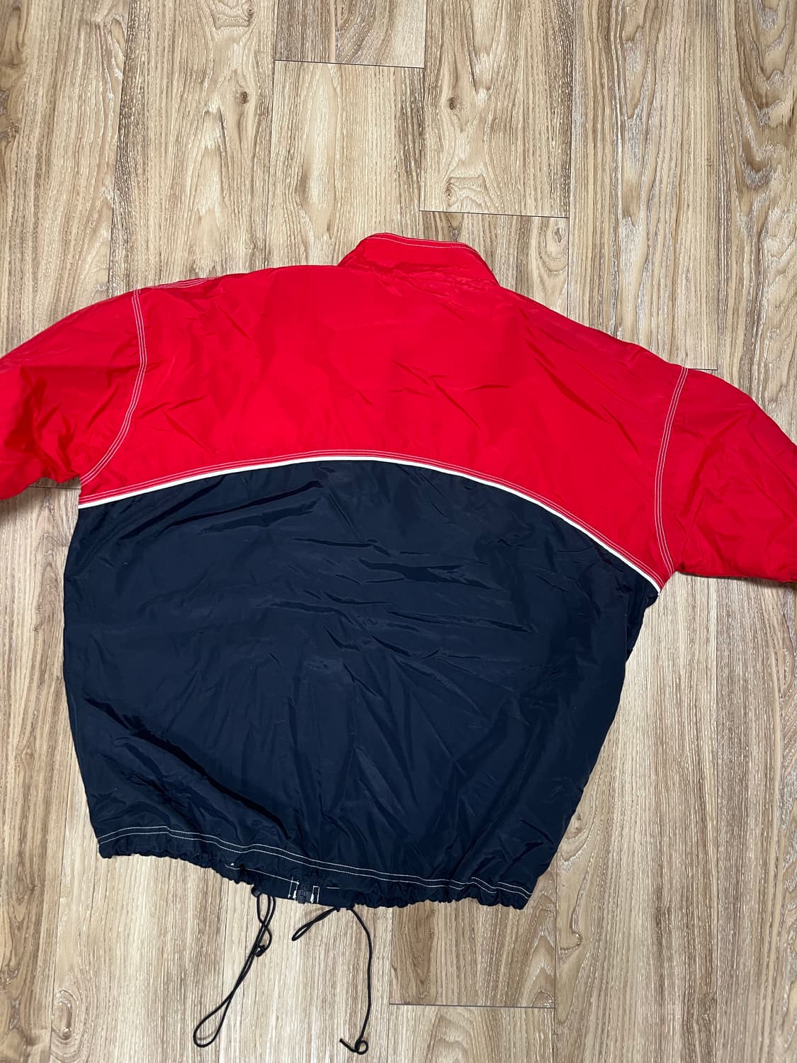 엄브로 케와딘 카지노스 인디언 올드스쿨 바람막이 상품이미지5